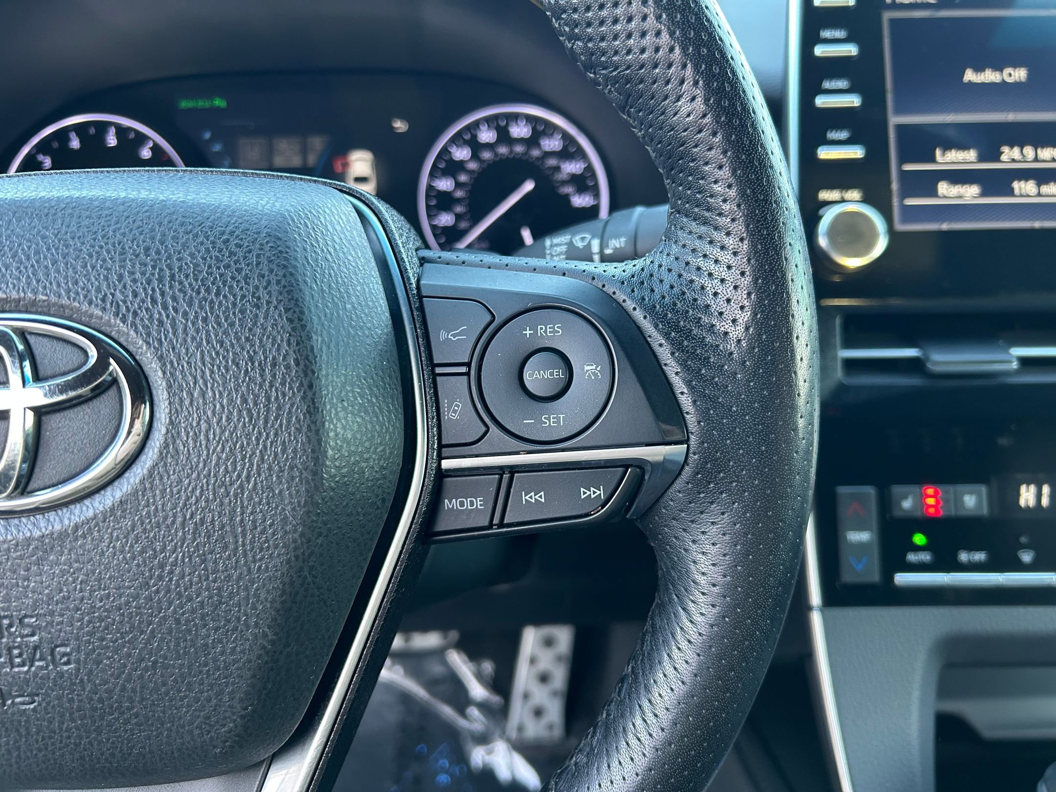 Certified 2019 Toyota Avalon Touring image 13