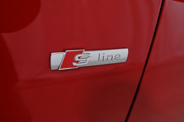 Used 2024 Audi Q3 2.0T Premium image 18