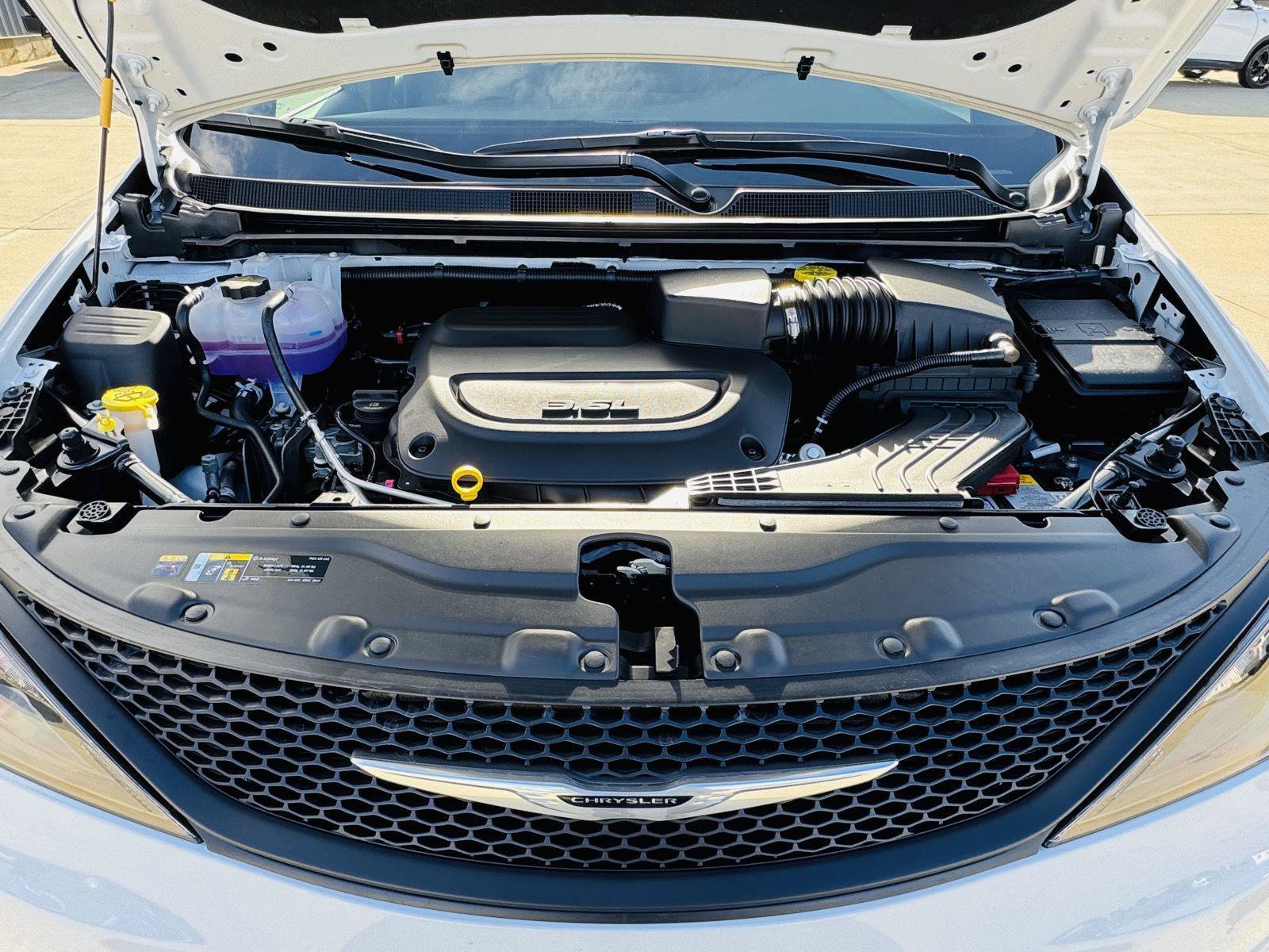 New 2026 Chrysler Voyager LX FWD image 45