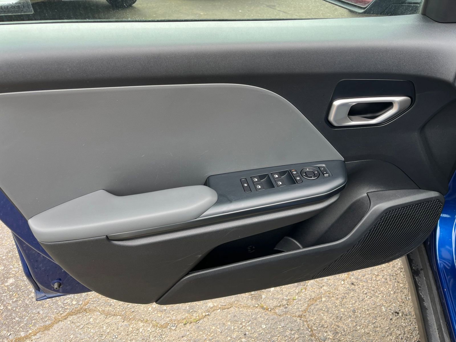 Used 2025 Kia K4 FWD image 18