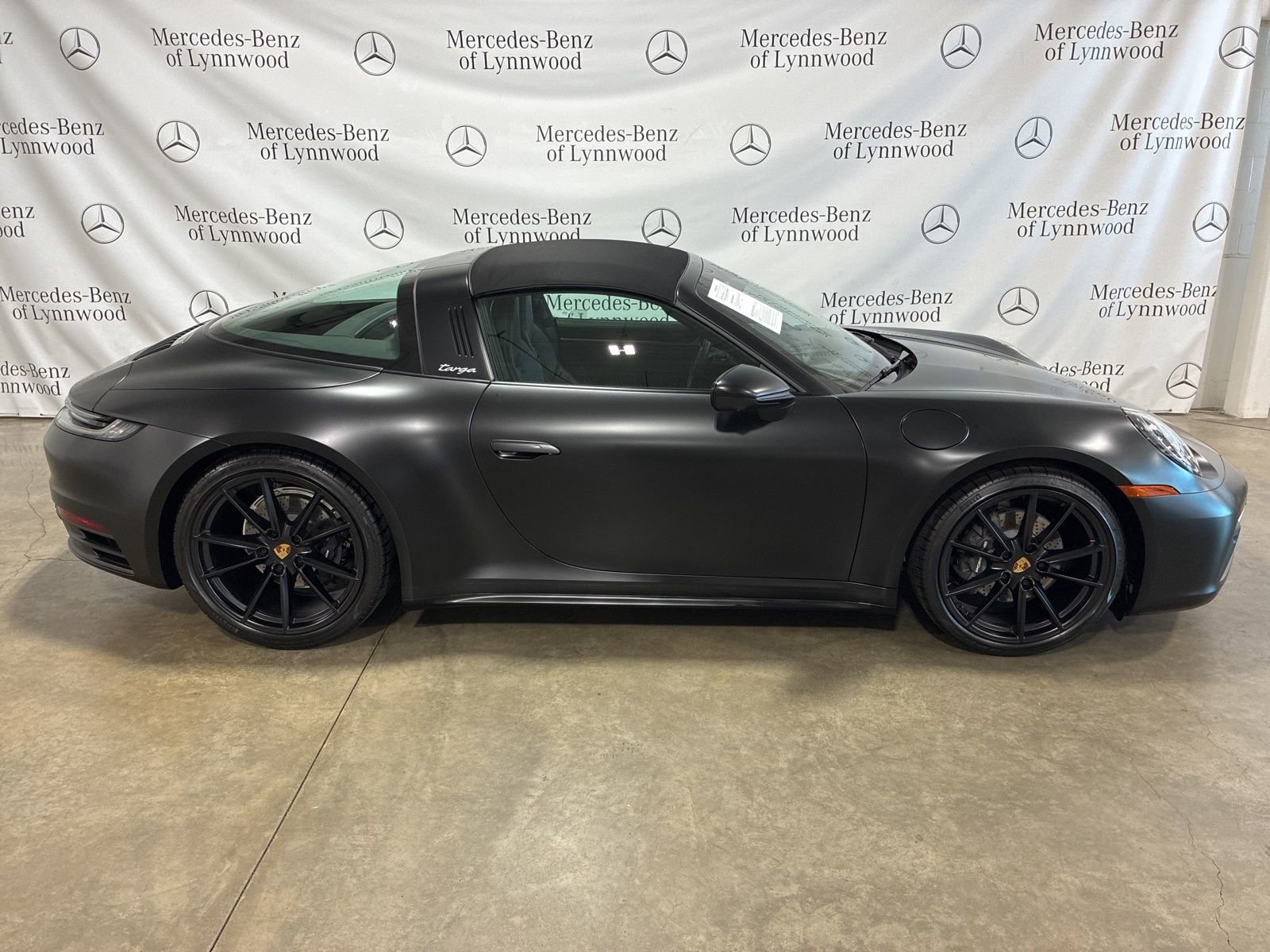 Used 2024 Porsche 911 Targa 4 image 23