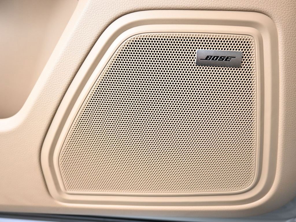 New 2026 Porsche Macan S image 17