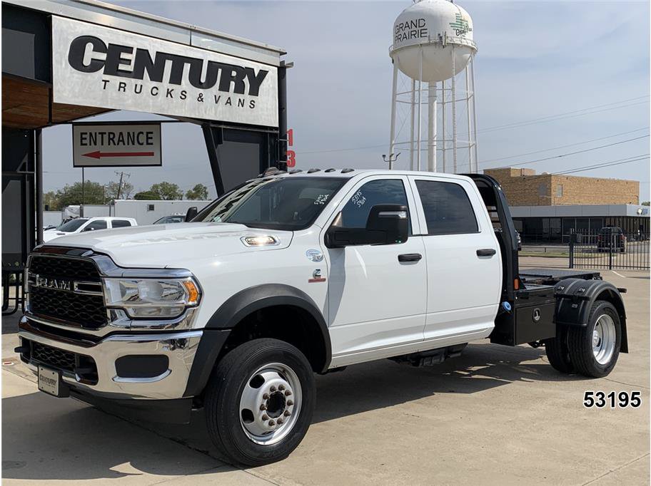 Used 2024 RAM 5500 Tradesman w/ Chrome Appearance Group