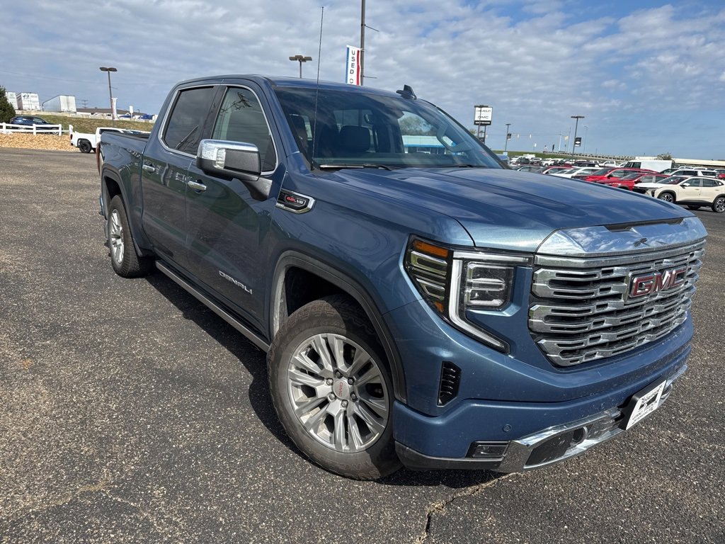 Used 2025 GMC Sierra 1500 Denali w/ Technology Package image 3