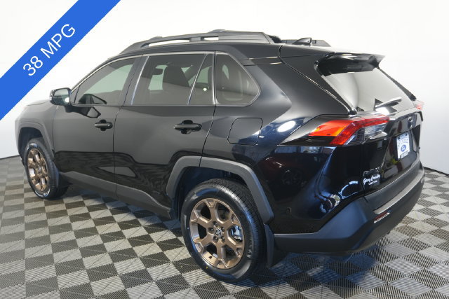 Used 2024 Toyota RAV4 AWD Hybrid image 5