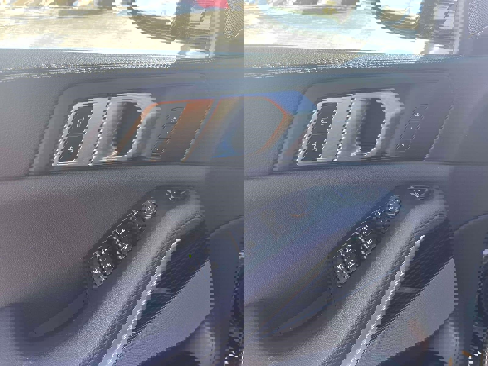 Used 2020 BMW X5 xDrive40i w/ Convenience Package image 17