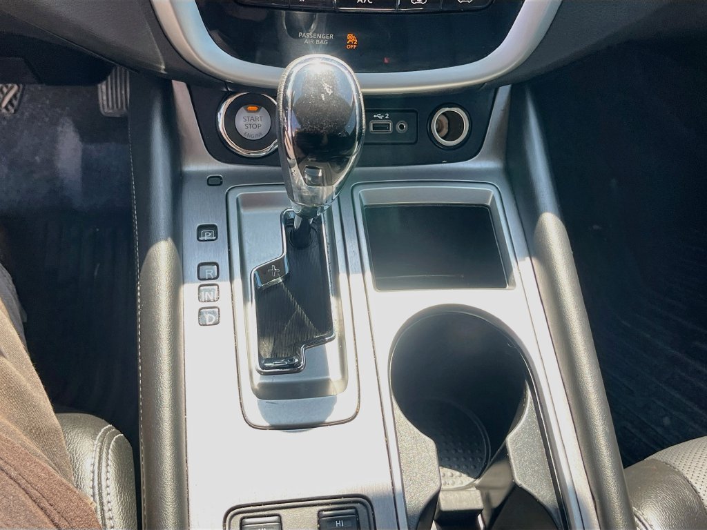 Used 2022 Nissan Murano SL w/ SL Moonroof Package FWD image 17