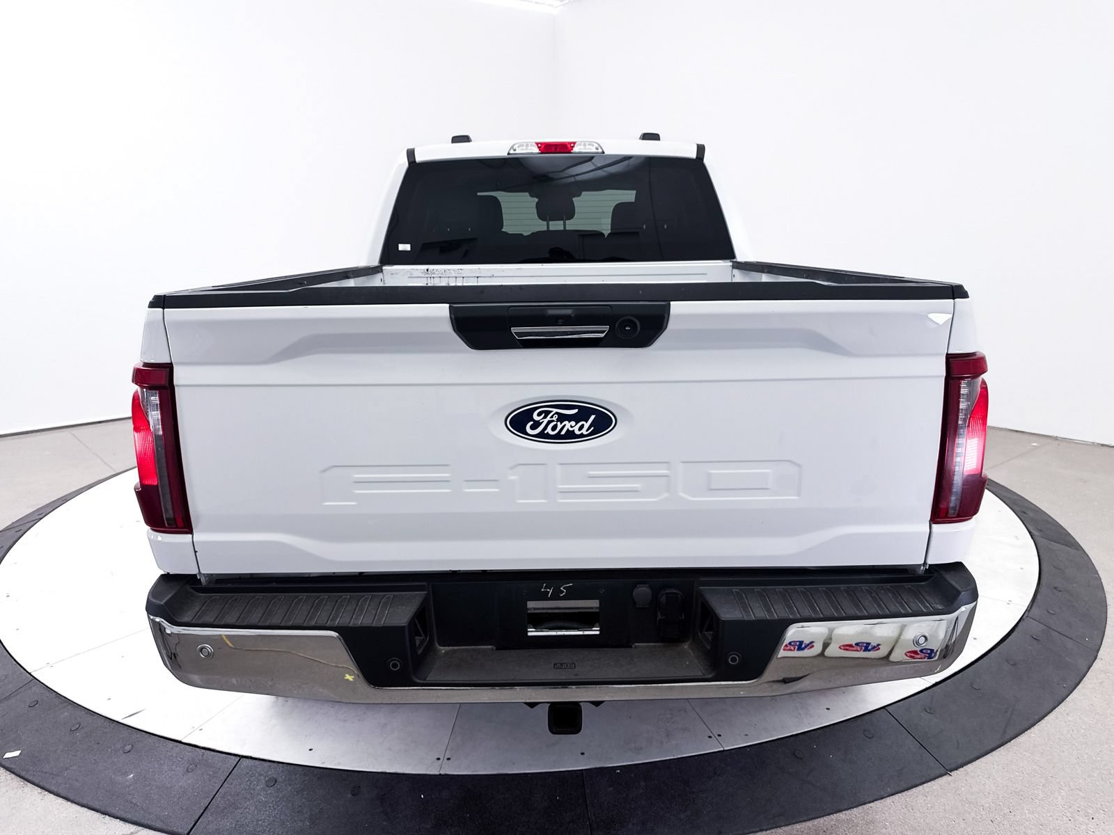 Used 2024 Ford F150 XLT w/ FX4 Off-Road Package AWD/4WD image 15