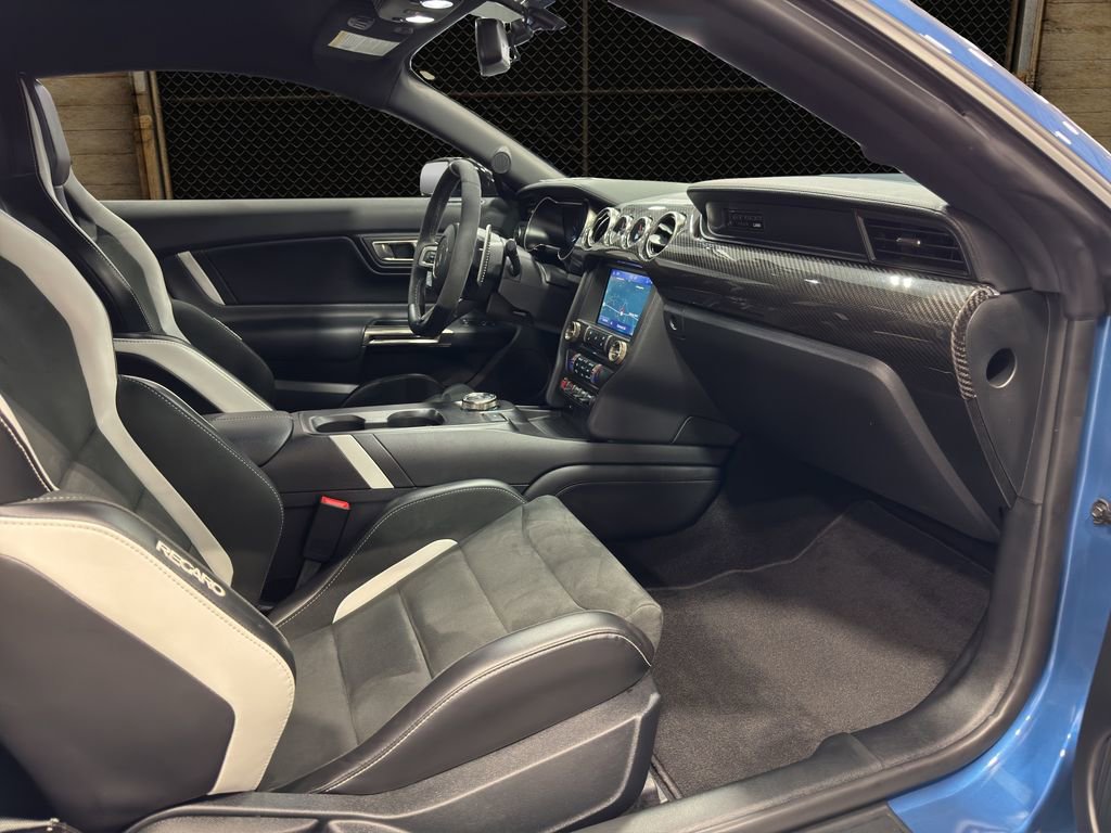 Used 2020 Ford Mustang Shelby GT500 w/ Carbon Fiber Track Pack image 14