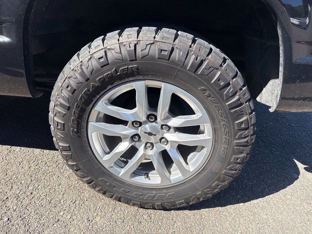 Used 1995 Chevrolet Tahoe 4WD 2-Door image 7