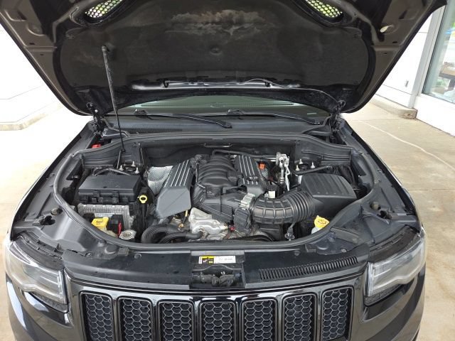 Used 2014 Jeep Grand Cherokee SRT8 w/ Luxury Group II AWD/4WD image 76