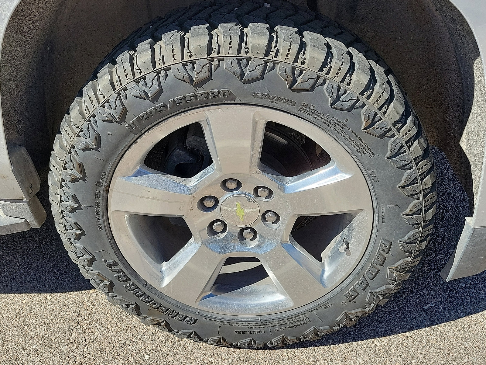 Used 2015 Chevrolet Tahoe LT image 5