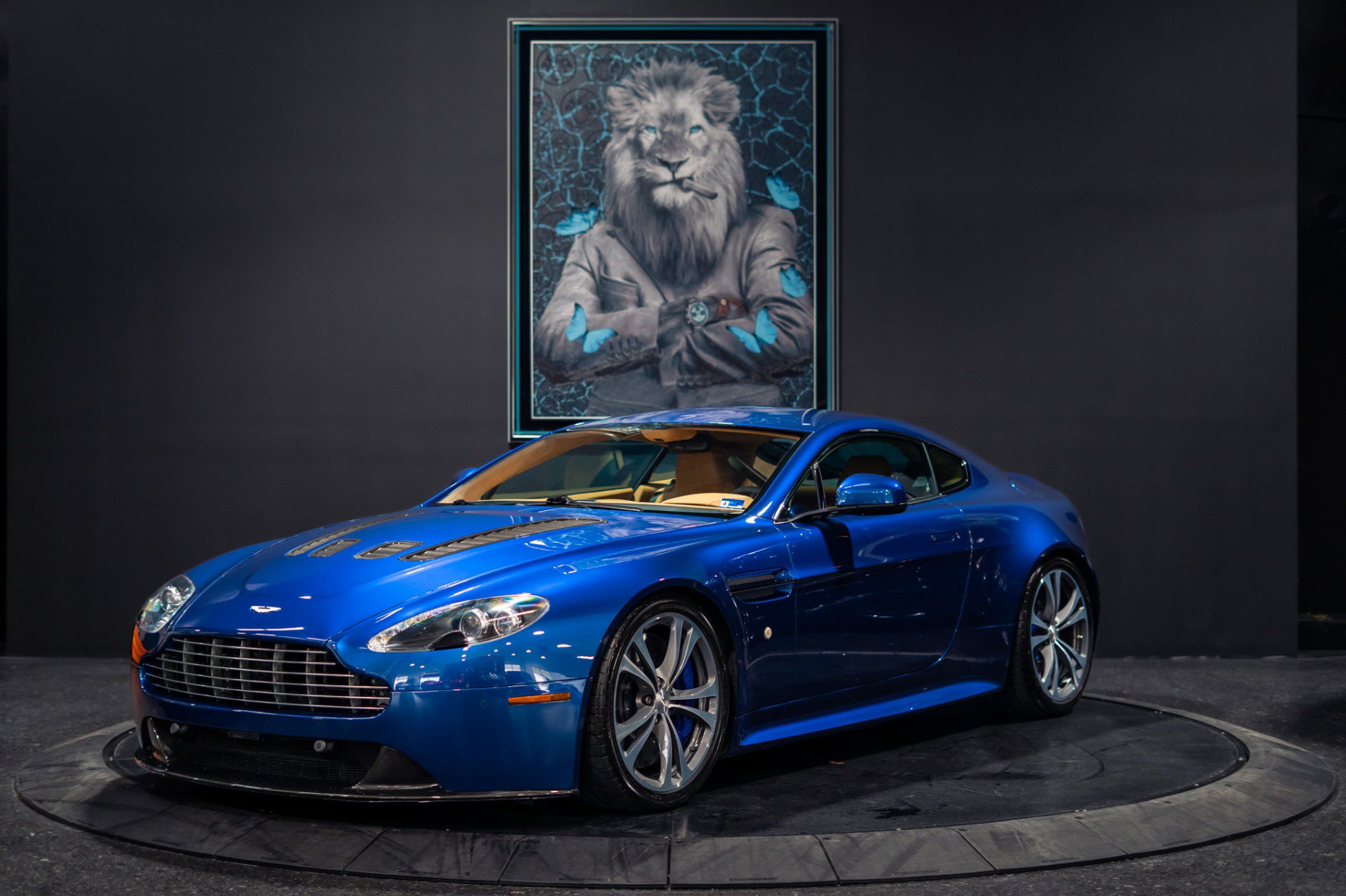 Used 2011 Aston Martin V12 Vantage Coupe