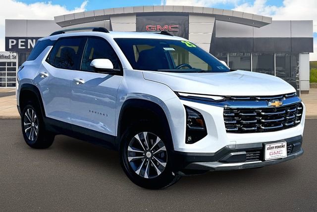 Used 2025 Chevrolet Equinox LT w/ Convenience Package II image 11