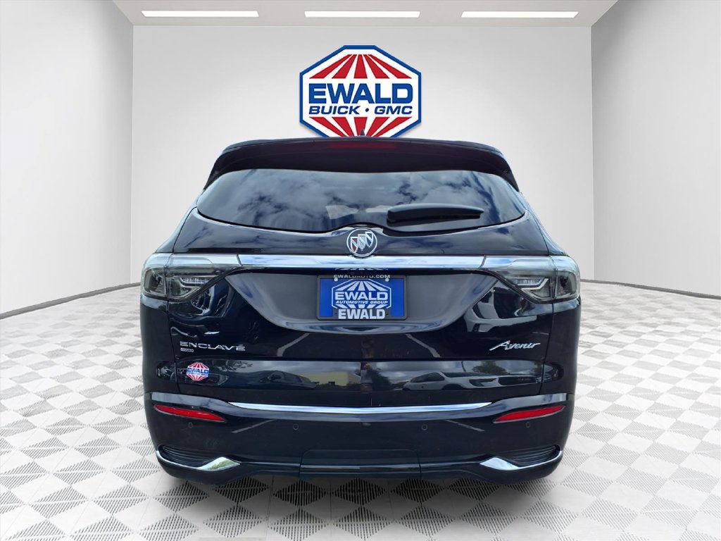 Certified 2023 Buick Enclave Avenir w/ Avenir Technology Package AWD/4WD image 7