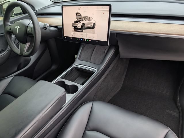 Used 2022 Tesla Model Y Performance AWD/4WD image 31