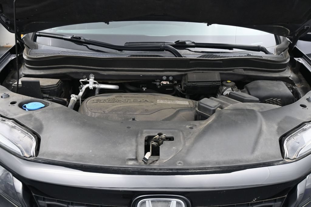 Used 2019 Honda Passport Sport image 16