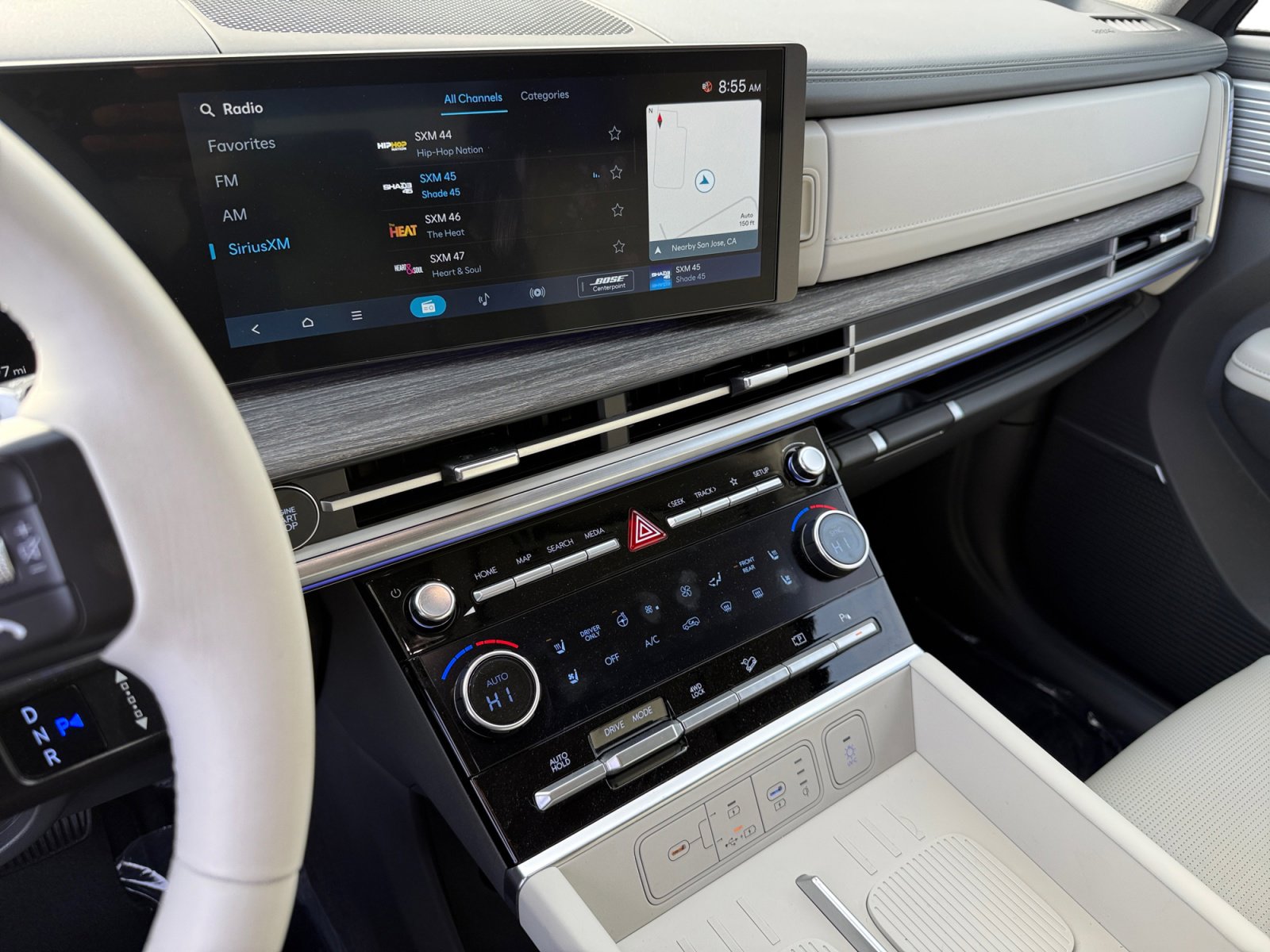 Certified 2025 Hyundai Santa Fe Limited image 12