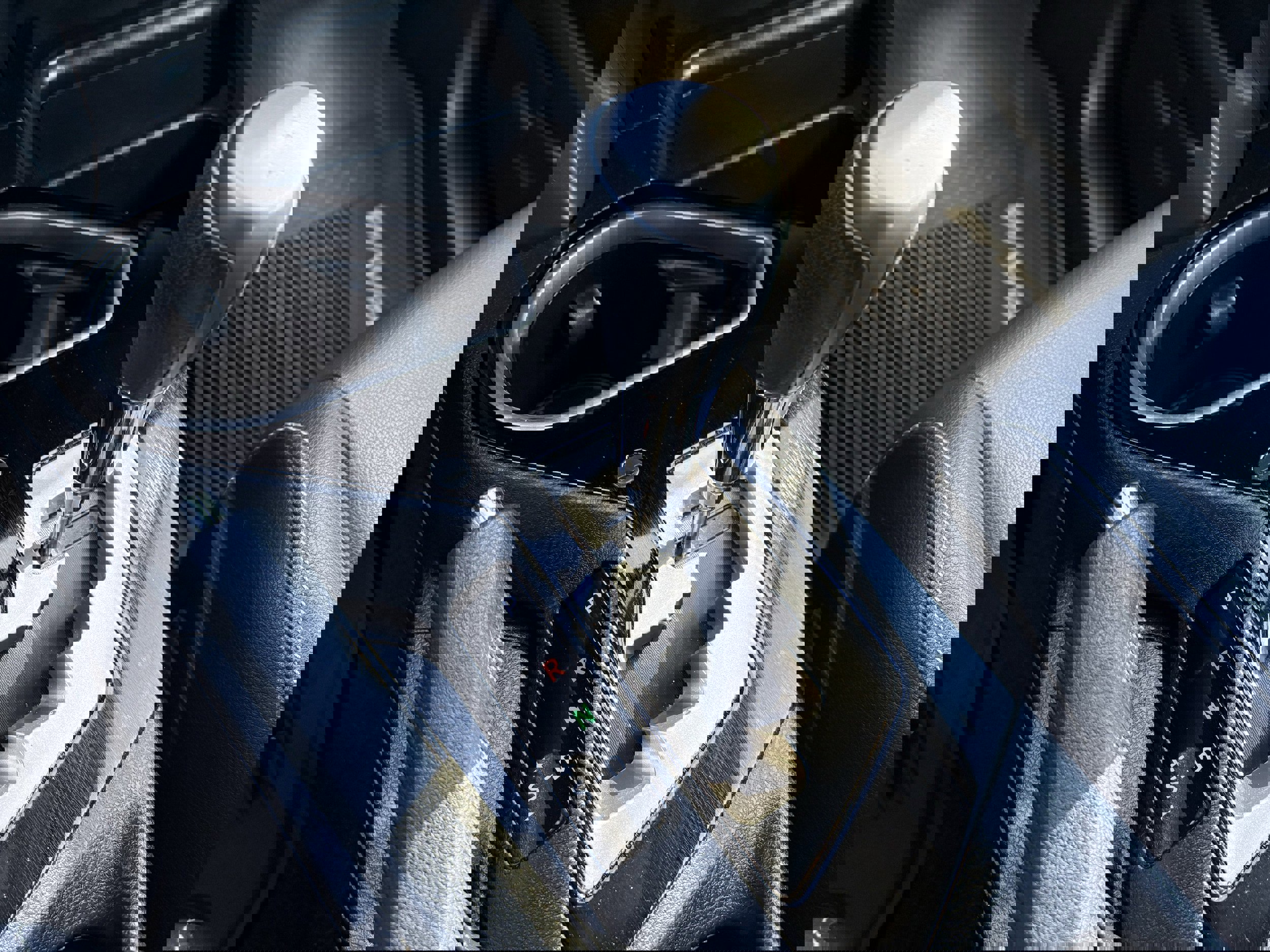 Used 2018 Toyota RAV4 Limited w/ Advanced Technology Package image 19