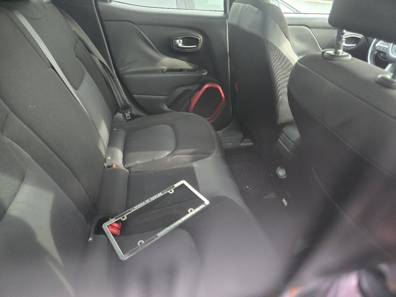 Used 2018 Jeep Renegade Trailhawk w/ Cold Weather Group II image 16