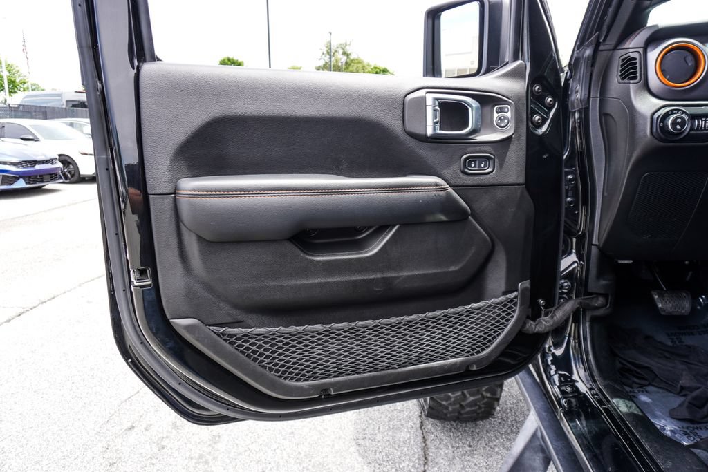 Used 2022 Jeep Gladiator Mojave w/ LED Lighting Group AWD/4WD image 17