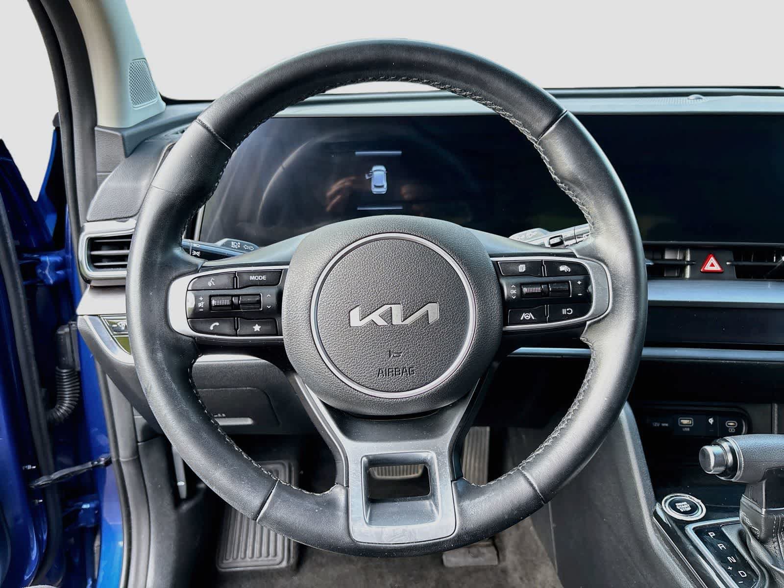 Used 2023 Kia Sportage EX FWD image 11