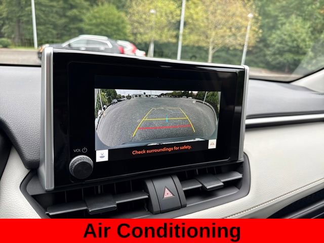 Used 2023 Toyota RAV4 XLE image 18