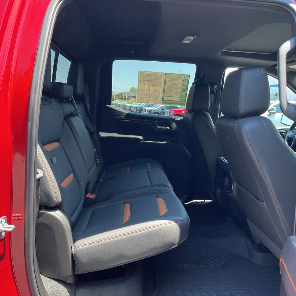Used 2025 GMC Sierra 1500 AT4 w/ AT4 Premium Package AWD/4WD image 27
