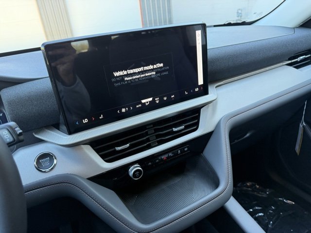 New 2026 Ford Explorer Active image 13