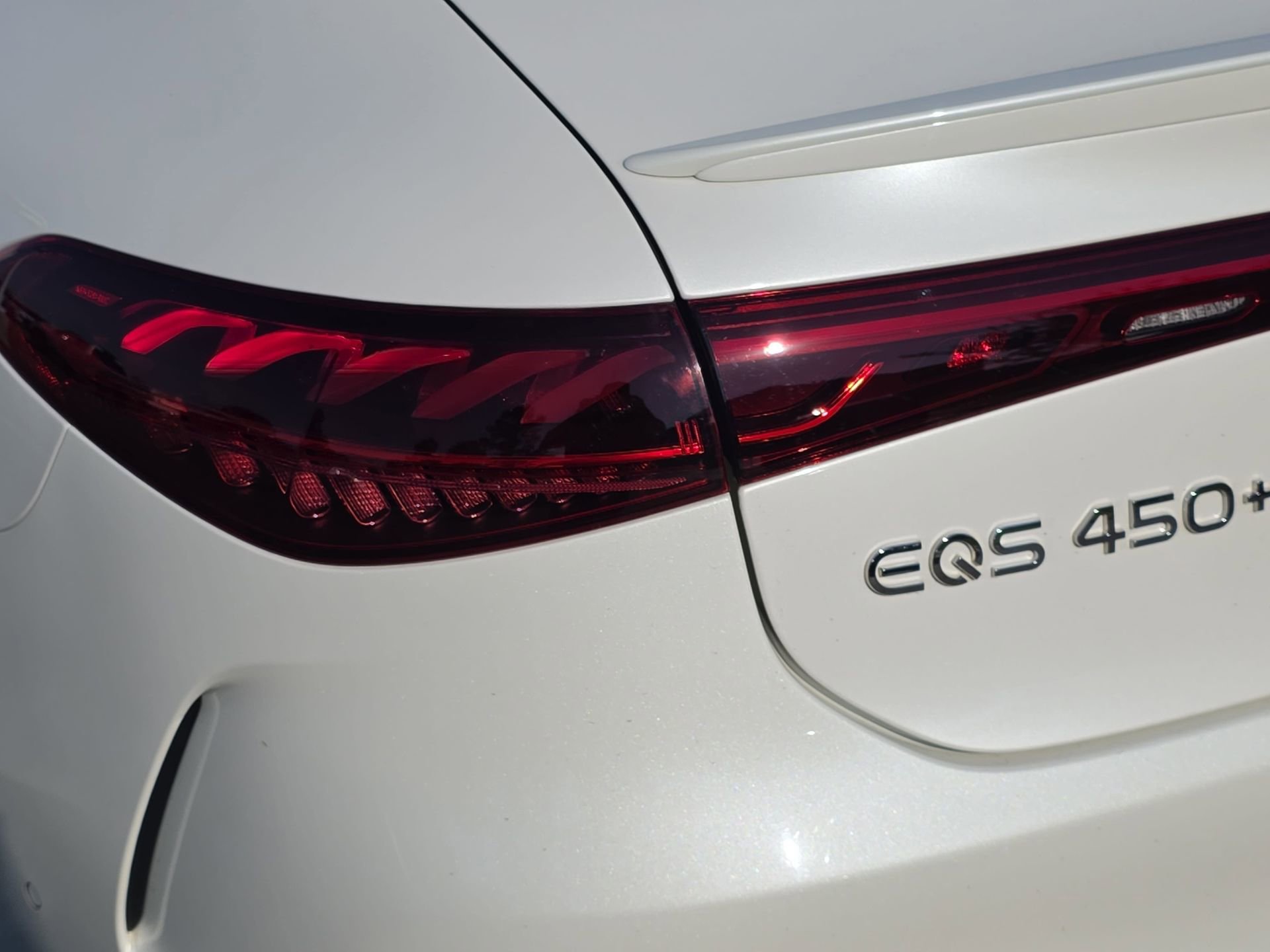Used 2022 Mercedes-Benz EQS 450+ Sedan image 33