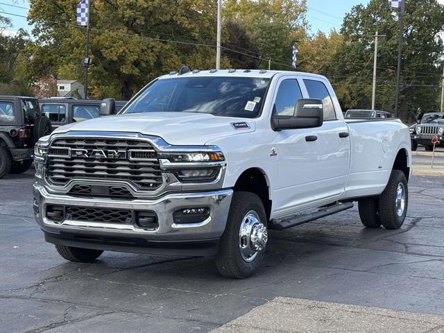 New 2026 RAM 3500 Tradesman image 31