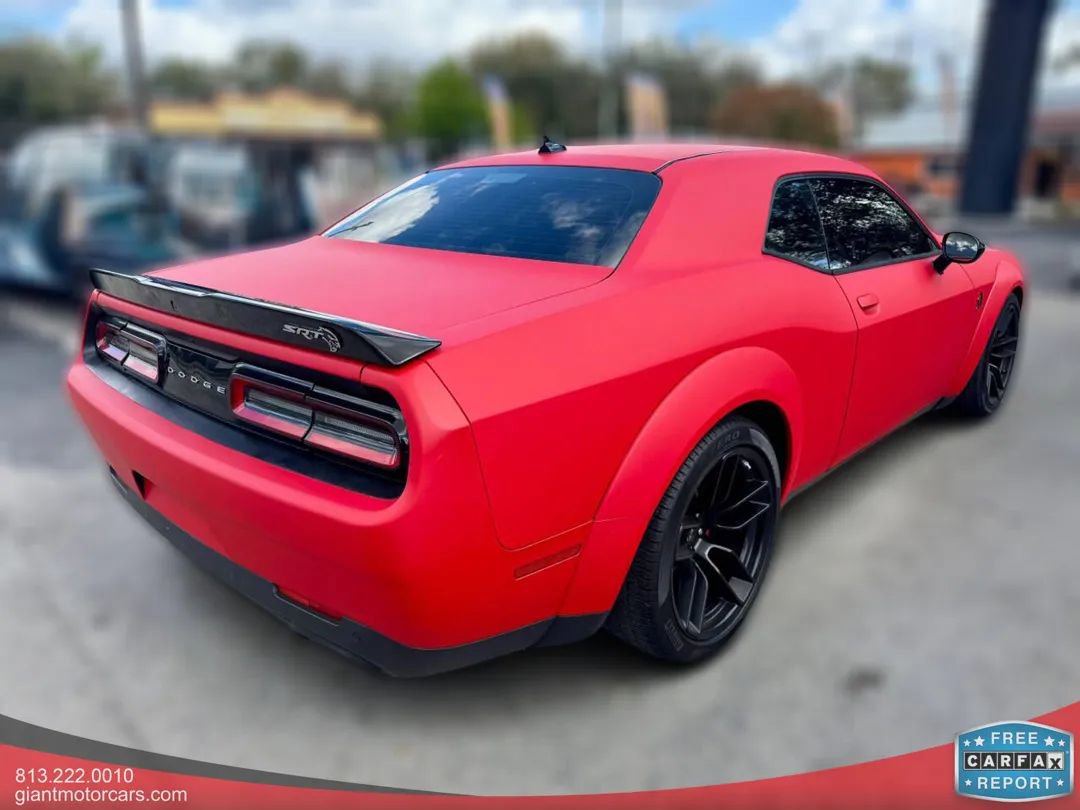 Used 2019 Dodge Challenger SRT Hellcat image 5