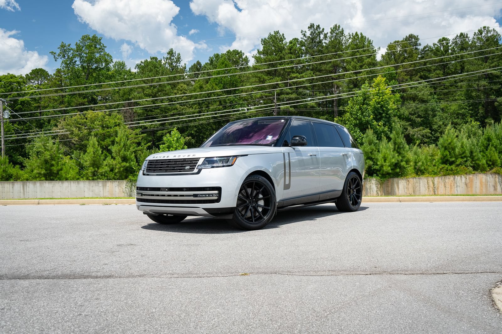 Used 2023 Land Rover Range Rover Long Wheelbase SE