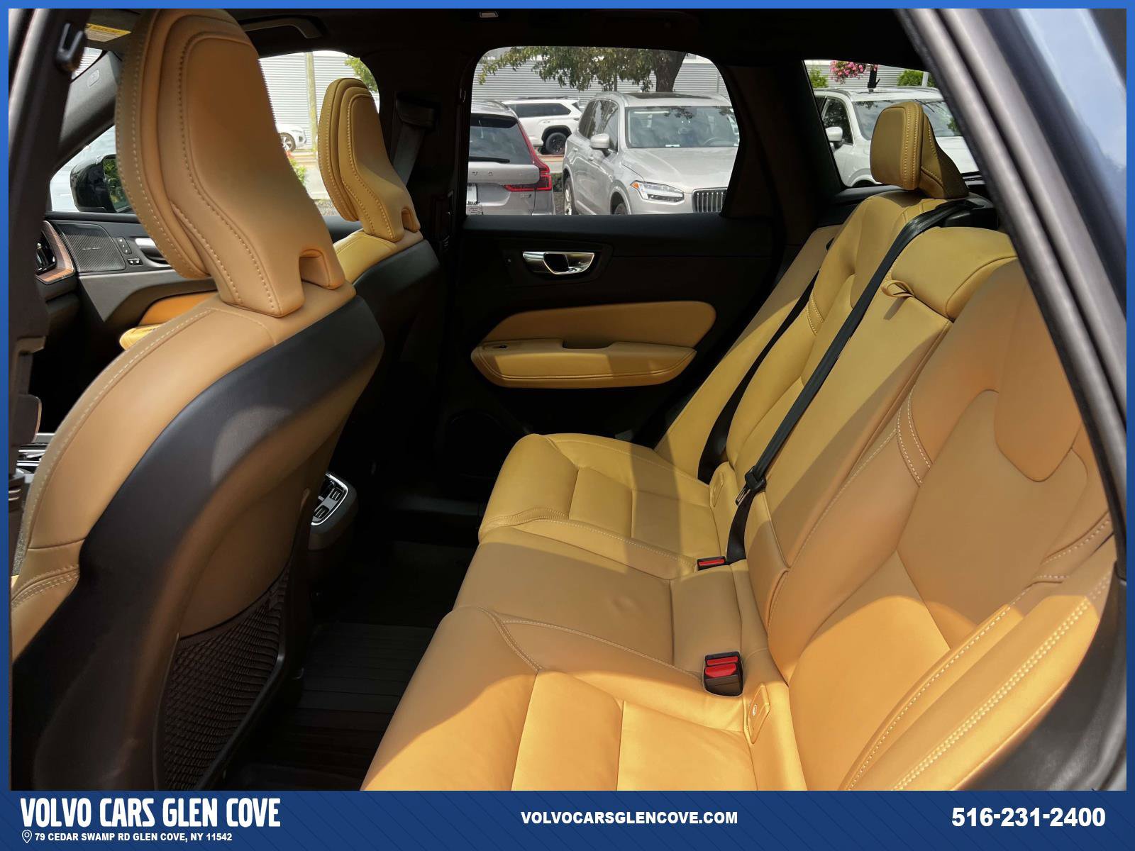 Certified 2025 Volvo XC60 B5 Ultra w/ Protection Package Premier AWD/4WD image 9