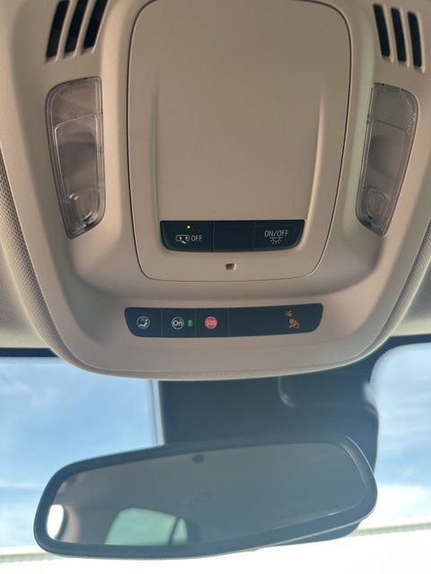 Used 2023 Buick Envision Preferred AWD/4WD image 33