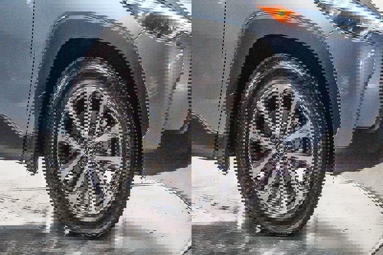 Certified 2023 Toyota Corolla Cross XLE w/ Convenience Package FWD image 7