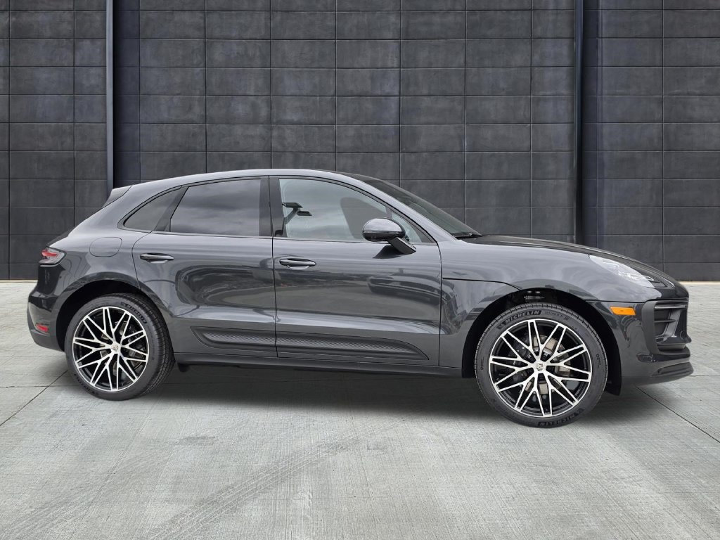 New 2026 Porsche Macan AWD/4WD image 7
