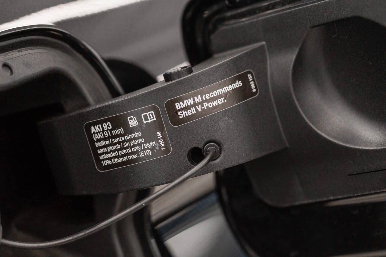 Used 2016 BMW M4 GTS RWD image 97