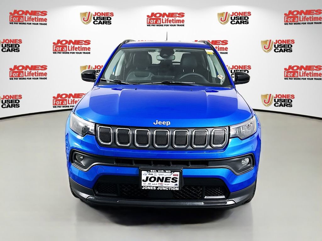 Used 2022 Jeep Compass Latitude image 11