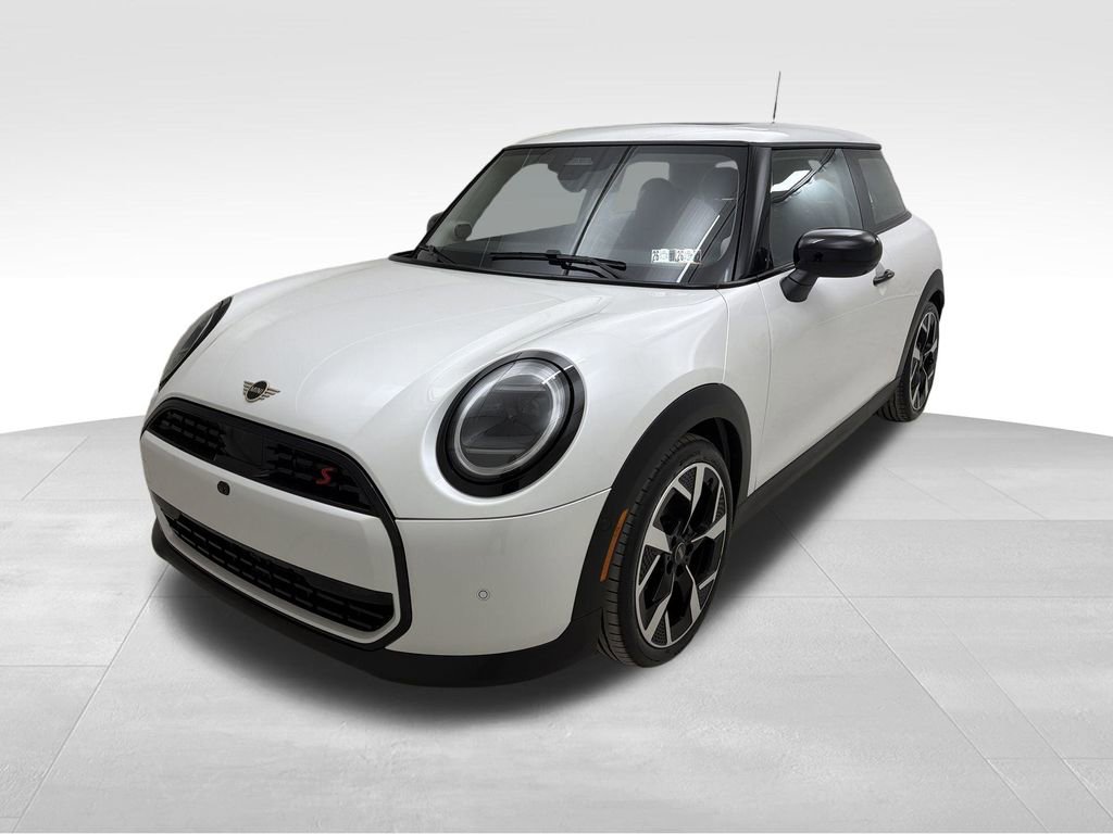 Certified 2025 MINI Cooper S image 5
