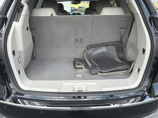 Used 2017 Buick Enclave Premium w/ Experience Buick Package FWD image 17