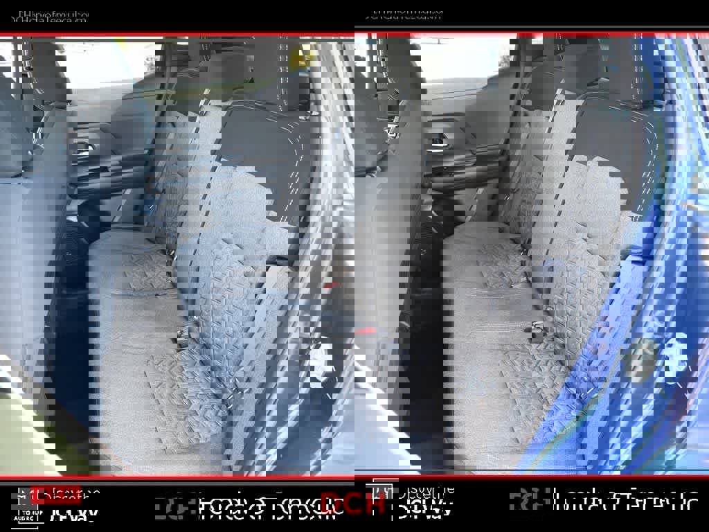 Used 2025 Nissan Kicks SV FWD image 19