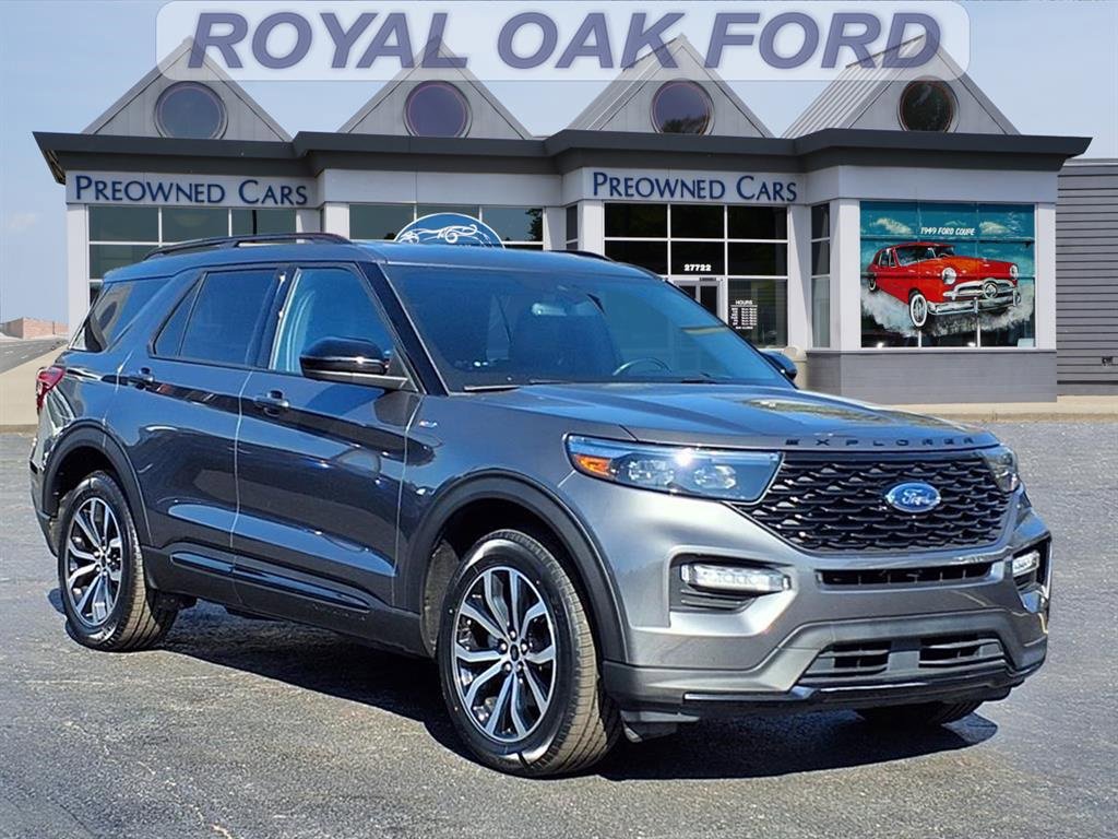 Used 2023 Ford Explorer ST-Line w/ Class IV Trailer Tow Package