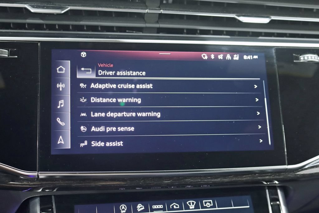 Used 2022 Audi SQ8 Prestige AWD/4WD image 25