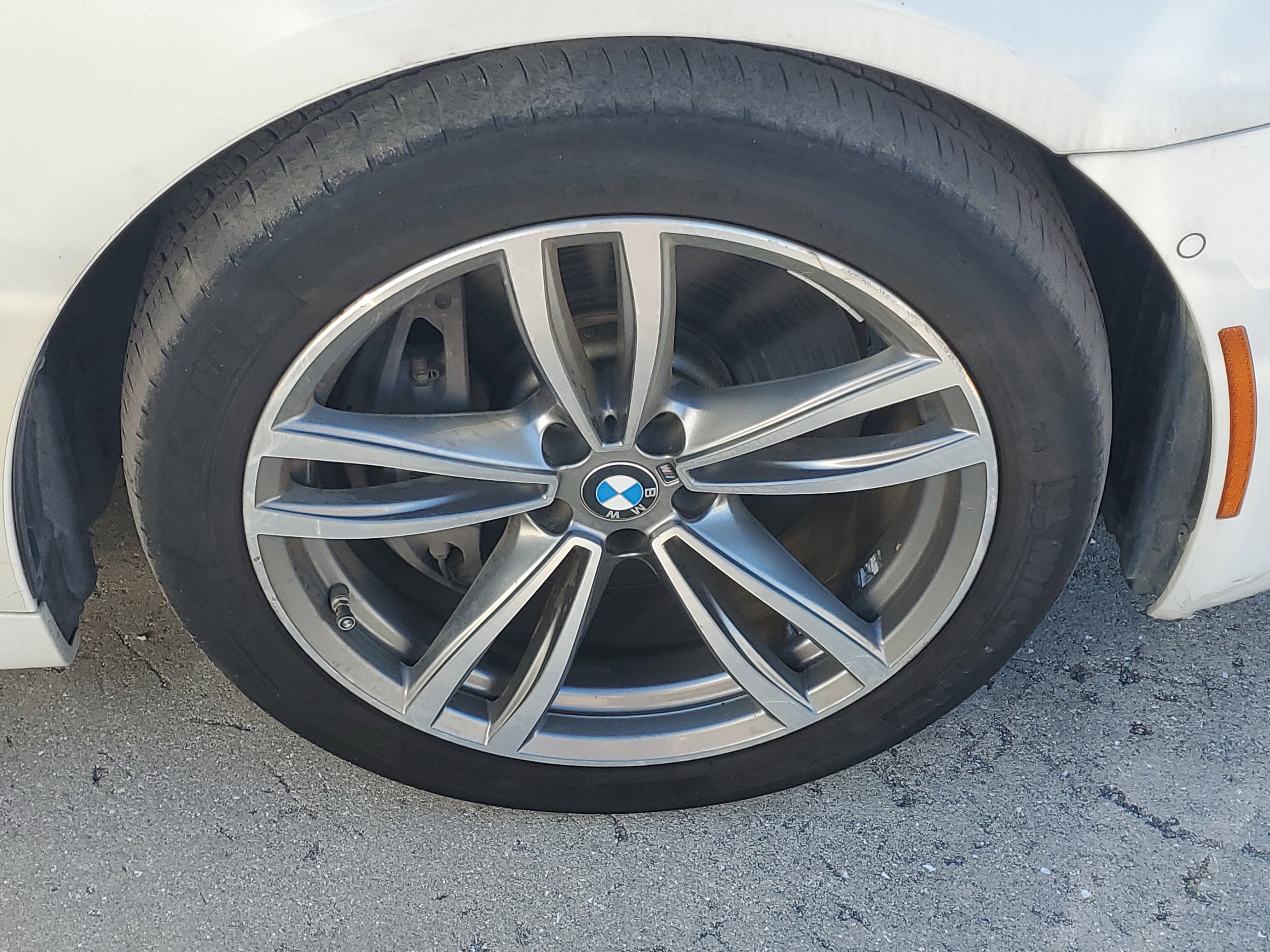 Used 2016 BMW 750i RWD image 4