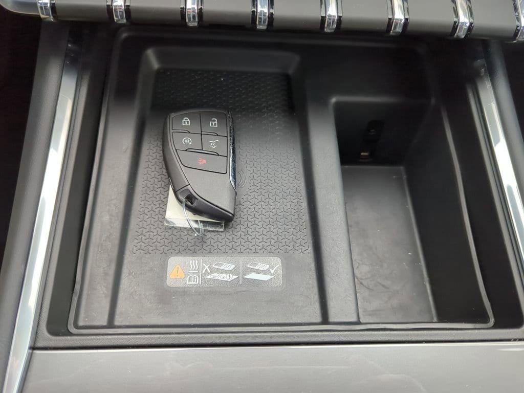 Certified 2025 GMC Acadia Elevation image 34