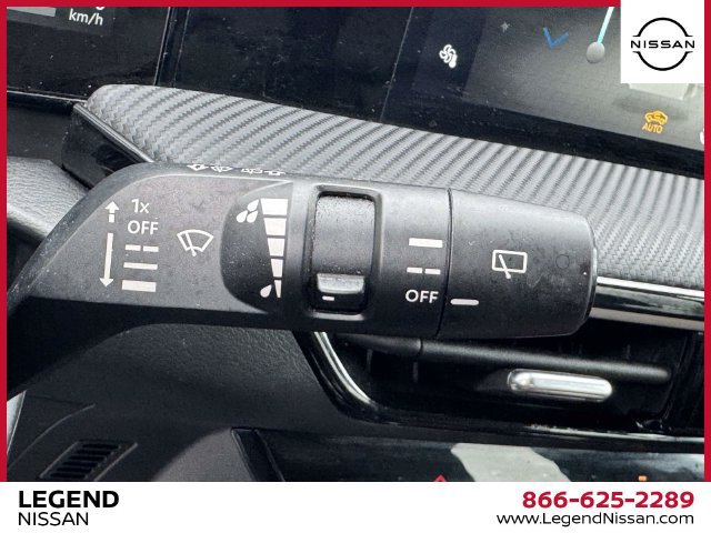 Used 2025 Nissan Kicks SR w/ Illumination Package AWD/4WD image 23