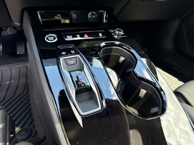 Used 2025 Audi A5 2.0T Premium Plus w/ Premium Plus AWD/4WD image 11
