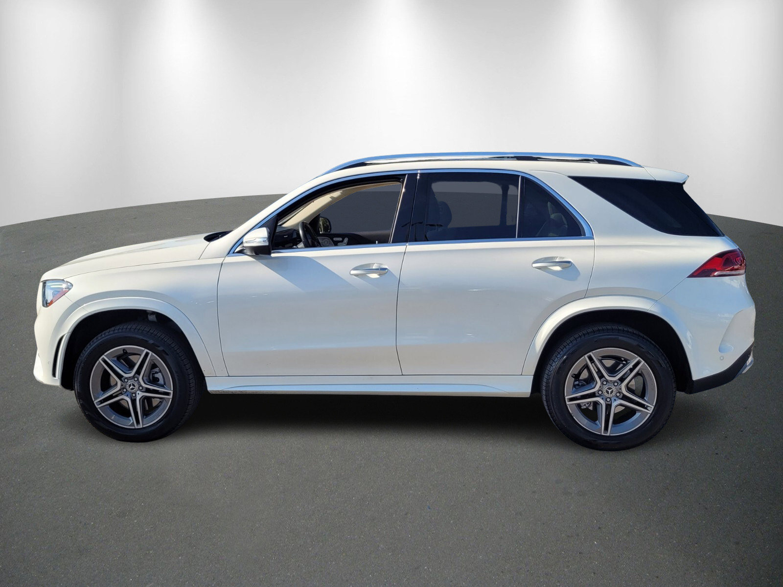 Used 2022 Mercedes-Benz GLE 450 4MATIC image 4