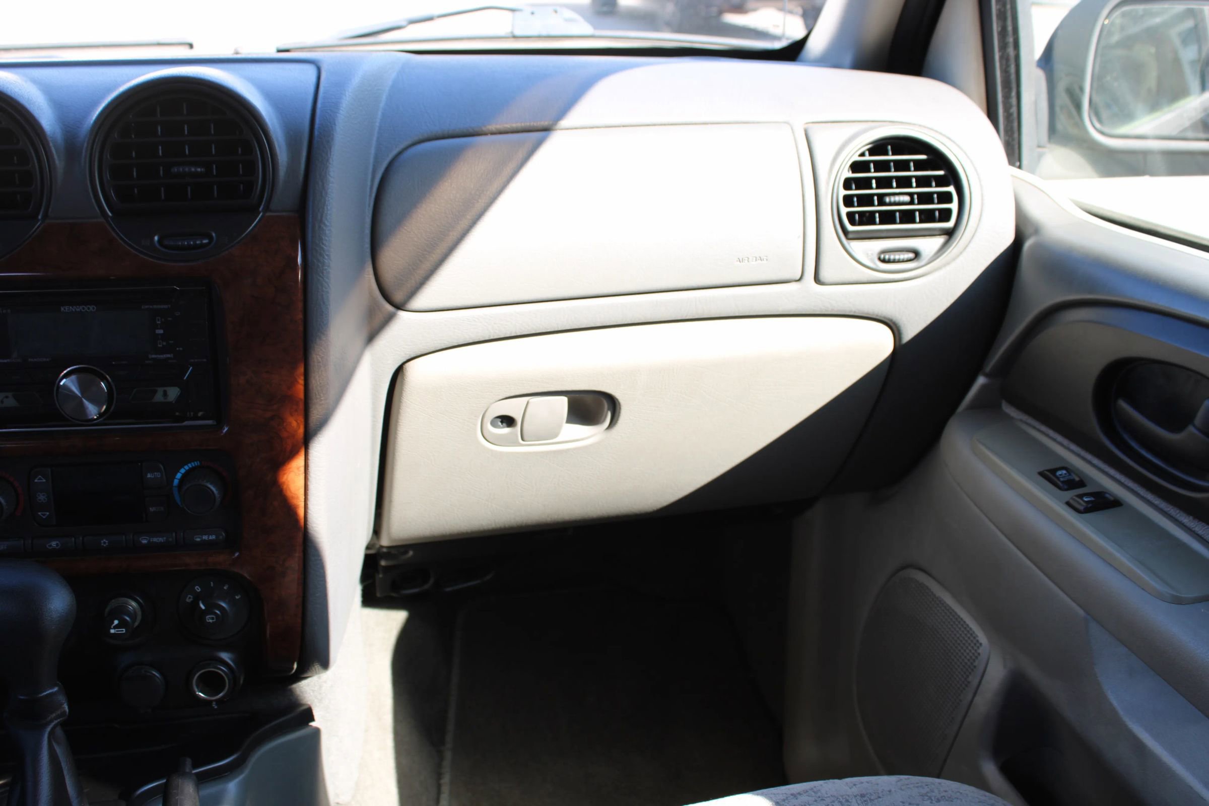 Used 2003 Isuzu Ascender S image 14